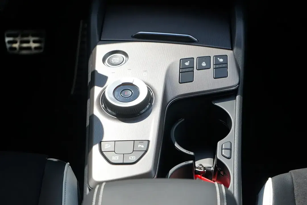 Kia Sportage - Thumbnail 11
