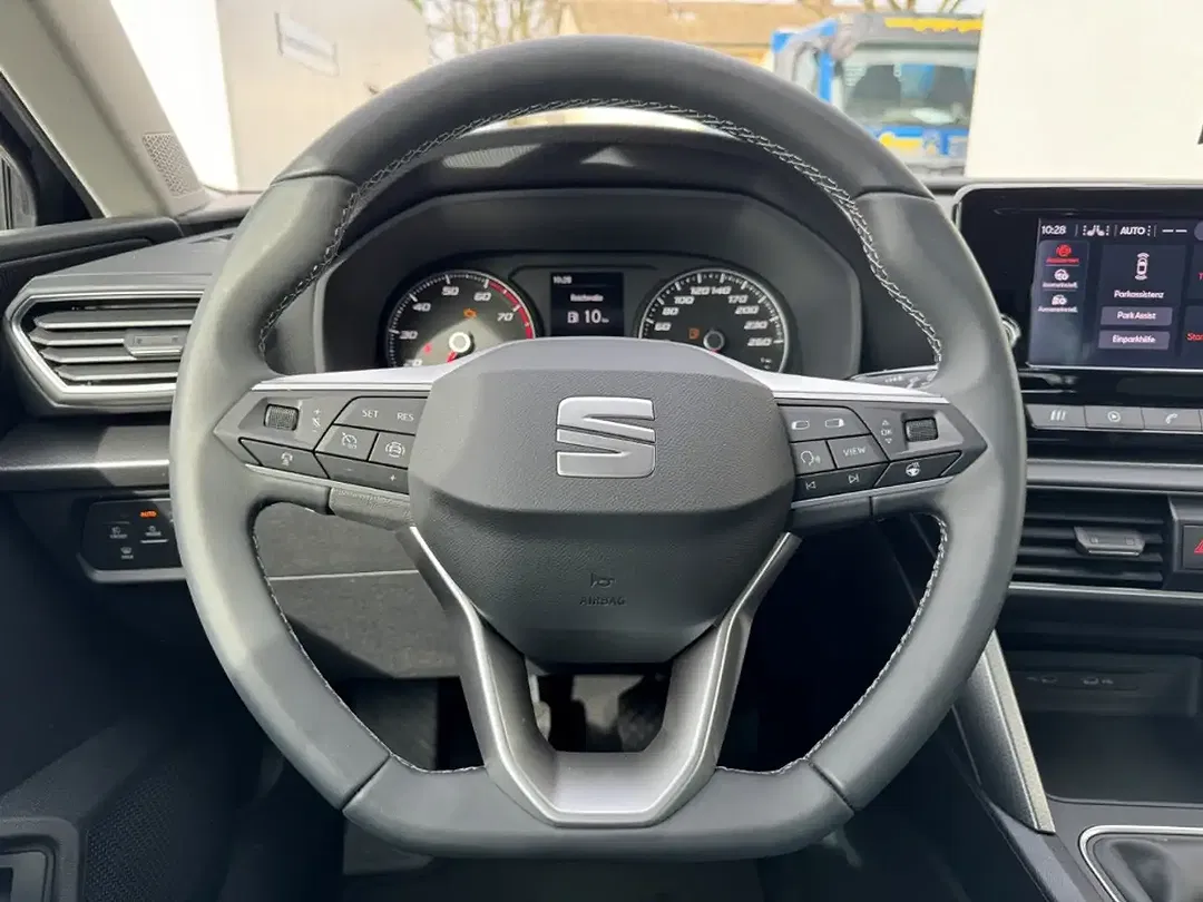 SEAT Leon - Thumbnail 8