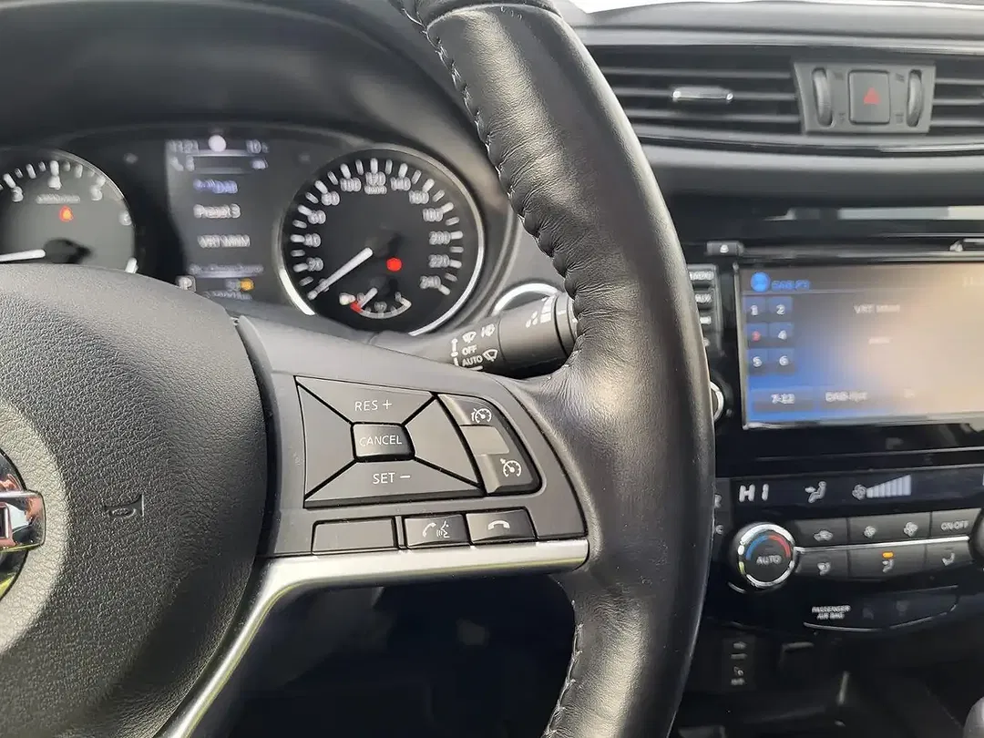 Nissan X-Trail - Thumbnail 7
