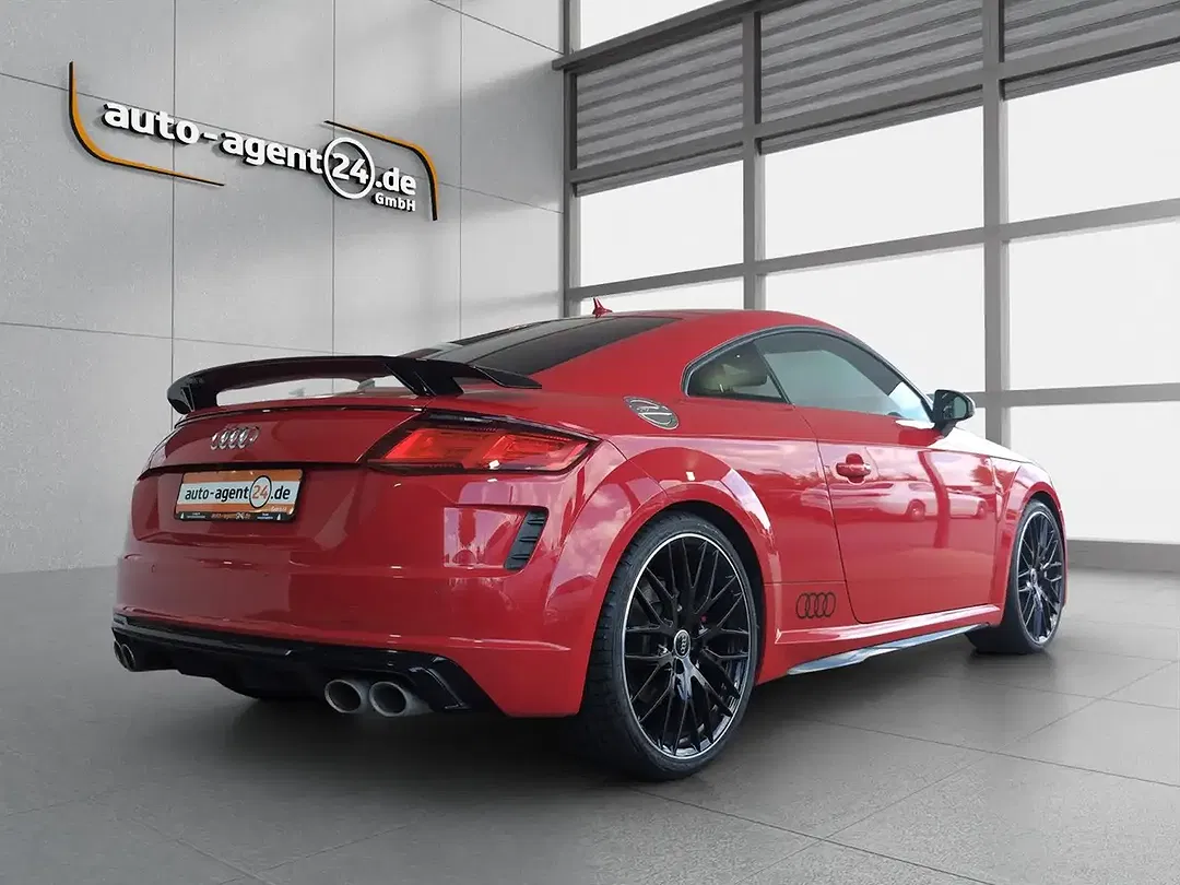 Audi TTS - Thumbnail 4