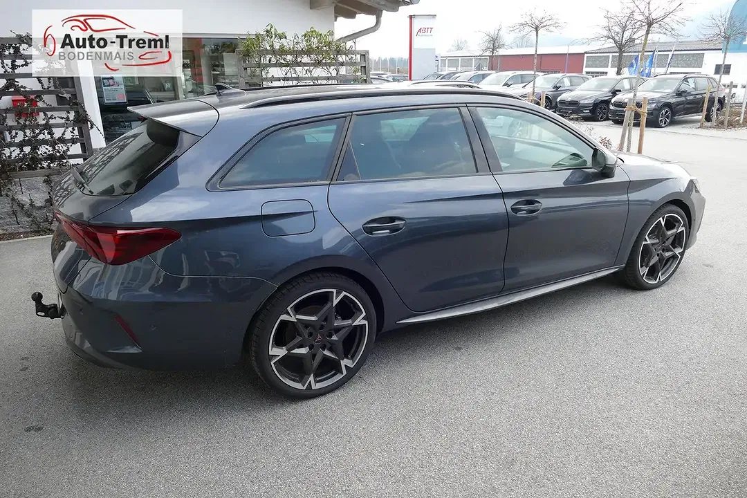 CUPRA Leon - Thumbnail 9