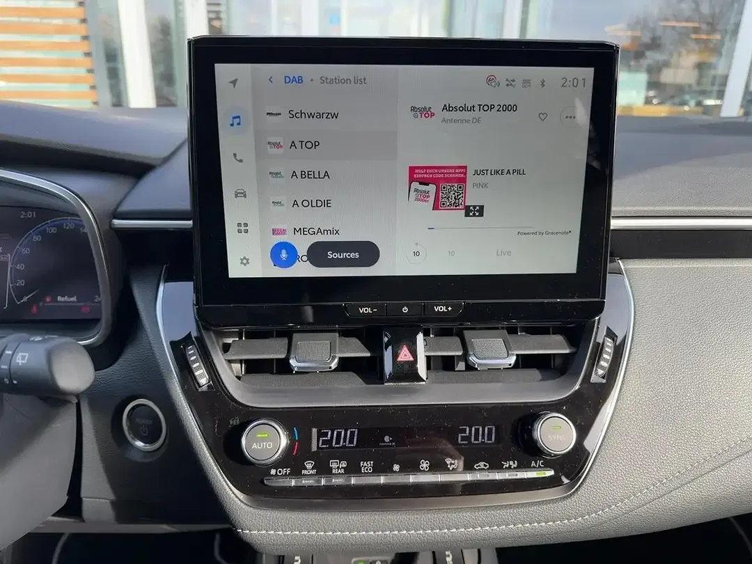 Toyota Corolla - Thumbnail 9