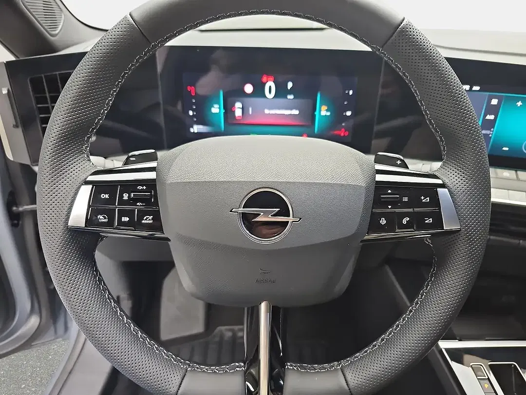 Opel Astra - Thumbnail 13
