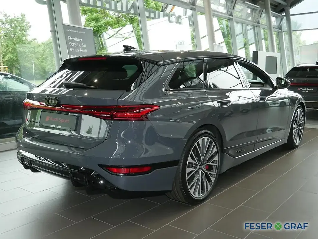 Audi S6 - Thumbnail 2