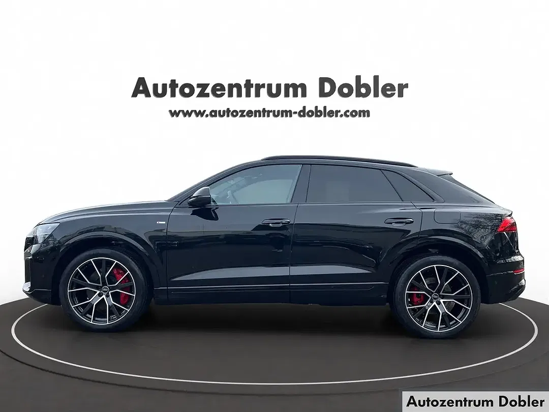 Audi Q8 - Thumbnail 4