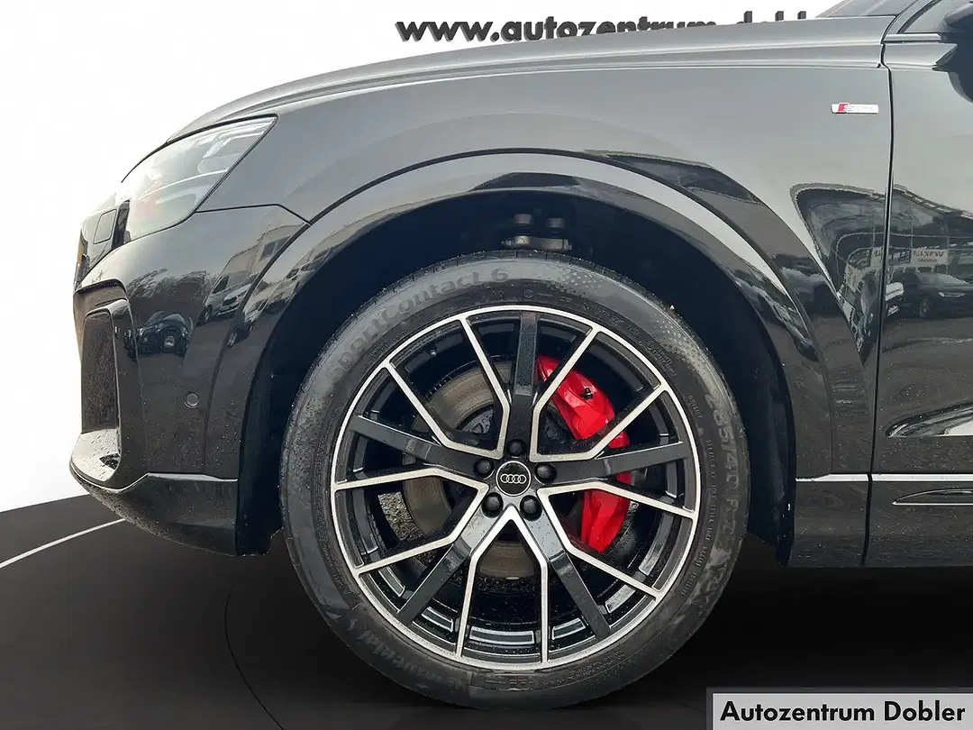 Audi Q8 - Thumbnail 5