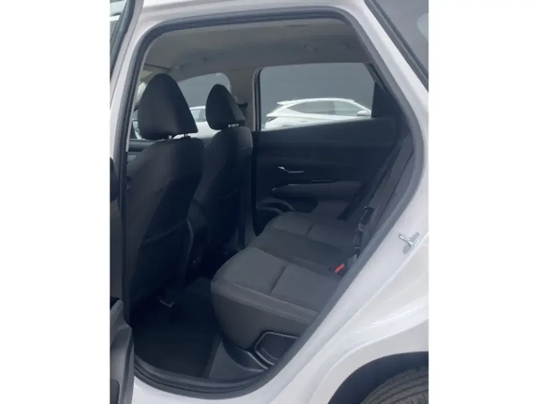 Hyundai TUCSON - Thumbnail 8