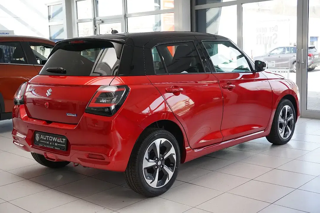 Suzuki Swift - Thumbnail 8