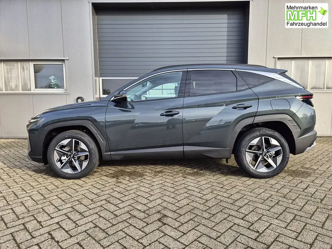 Hyundai TUCSON - Thumbnail 2