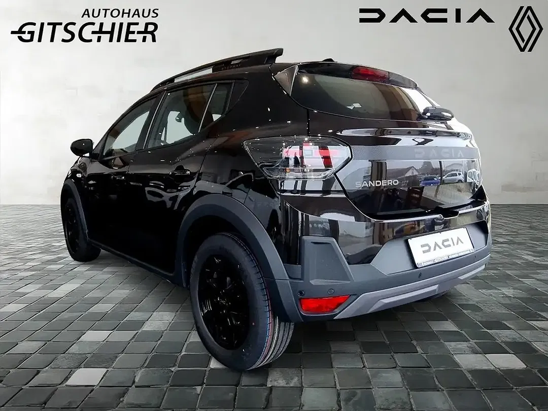 Dacia Sandero - Thumbnail 3