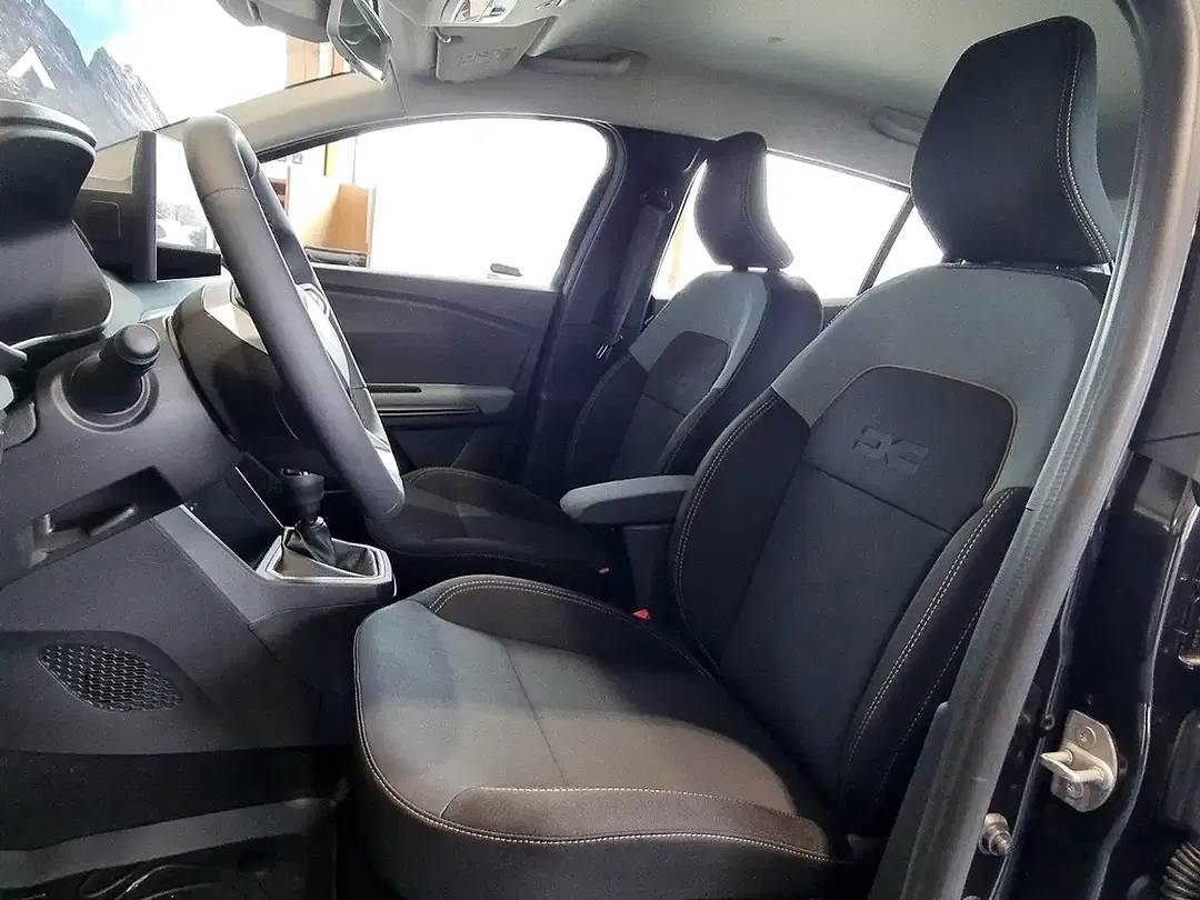 Dacia Sandero - Thumbnail 7