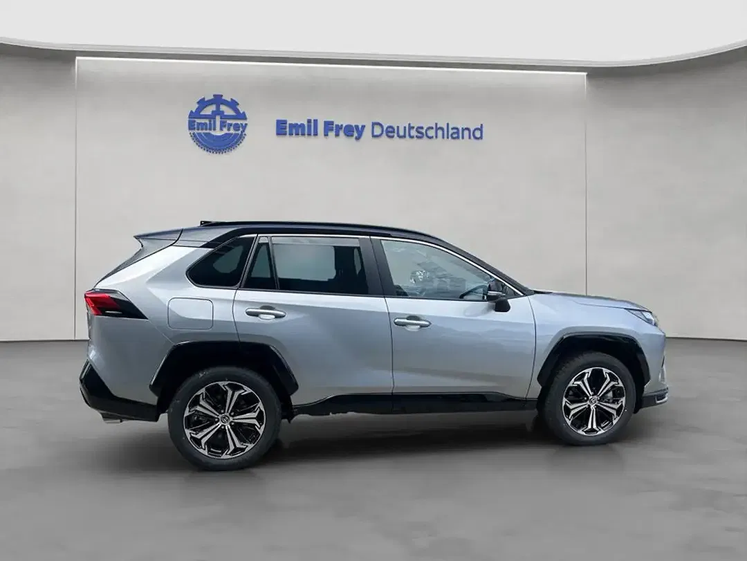 Toyota RAV 4 - Thumbnail 7