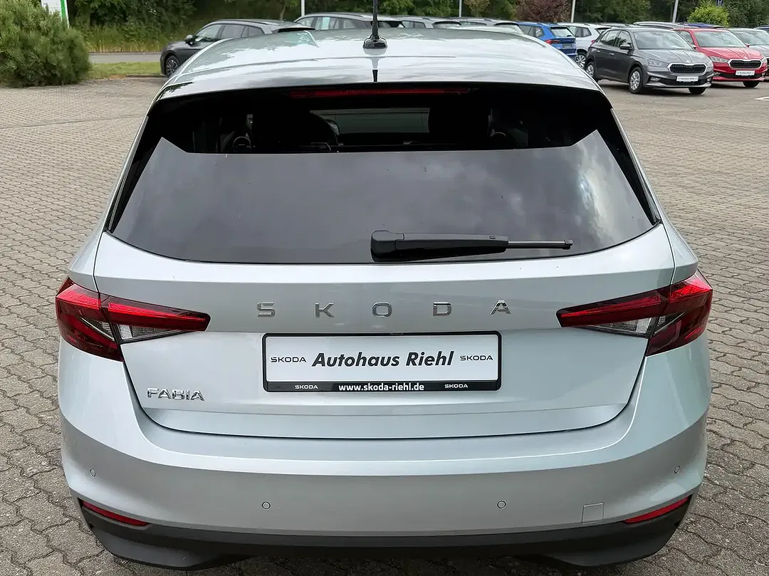 Skoda Fabia - Thumbnail 6