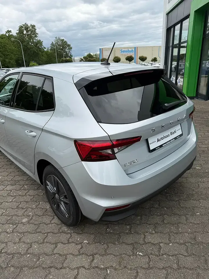 Skoda Fabia - Thumbnail 7