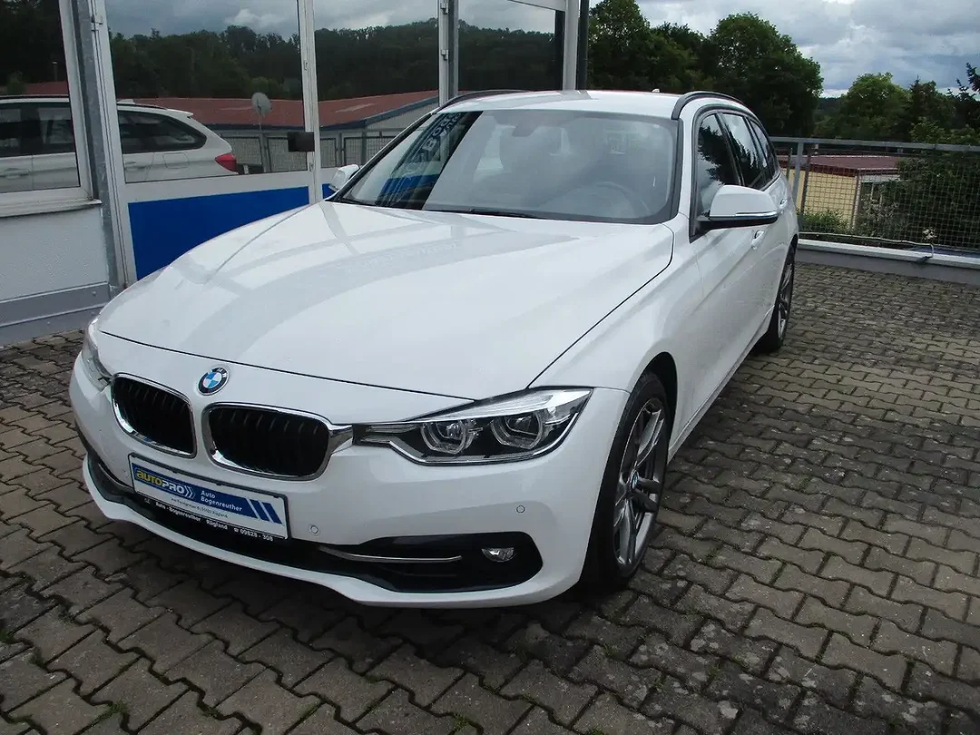 BMW 320 - Afbeelding 1