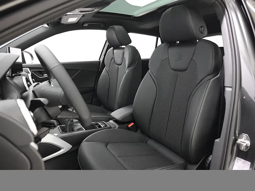 Audi Q2 - Thumbnail 11