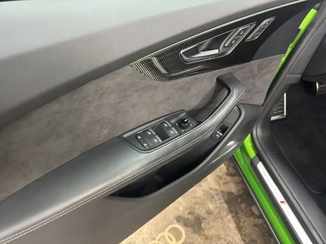 Audi SQ8 - Thumbnail 13