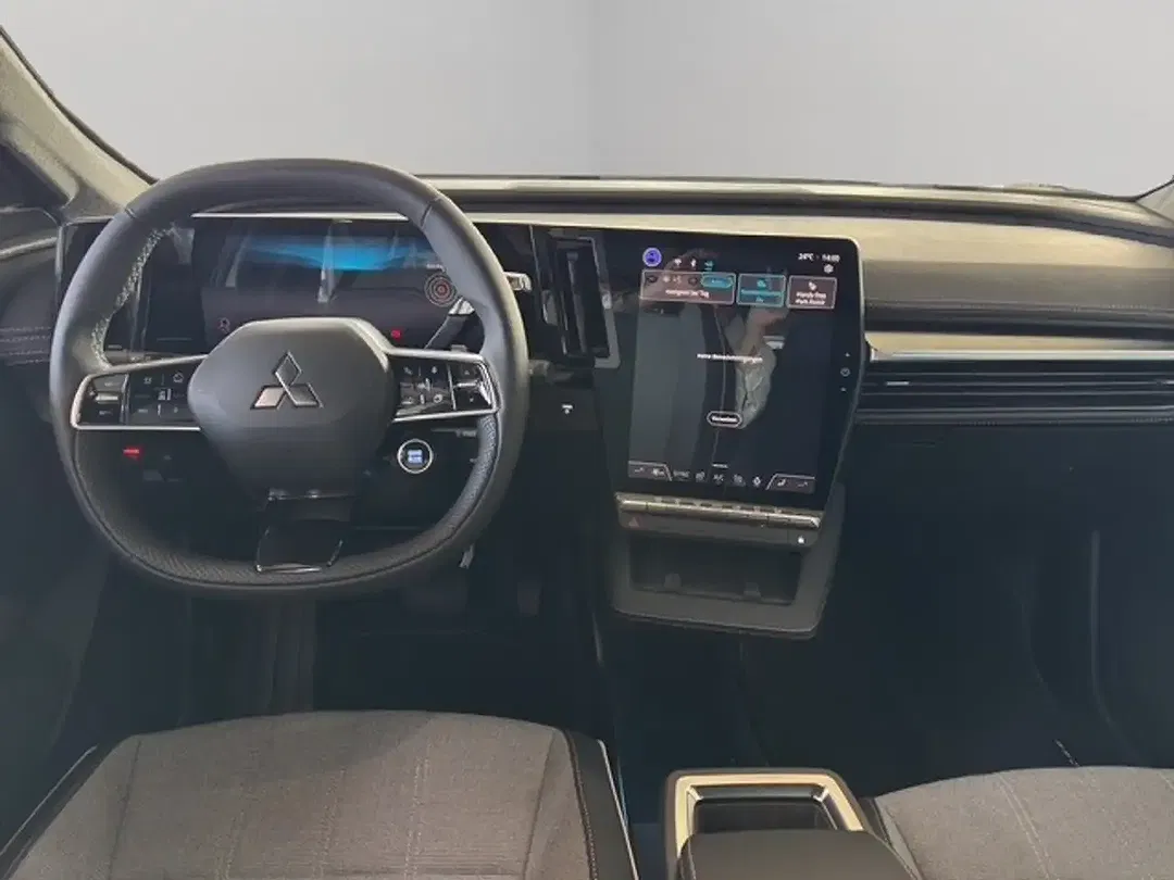 Mitsubishi Eclipse Cross - Thumbnail 10