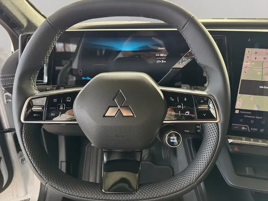 Mitsubishi Eclipse Cross - Thumbnail 9