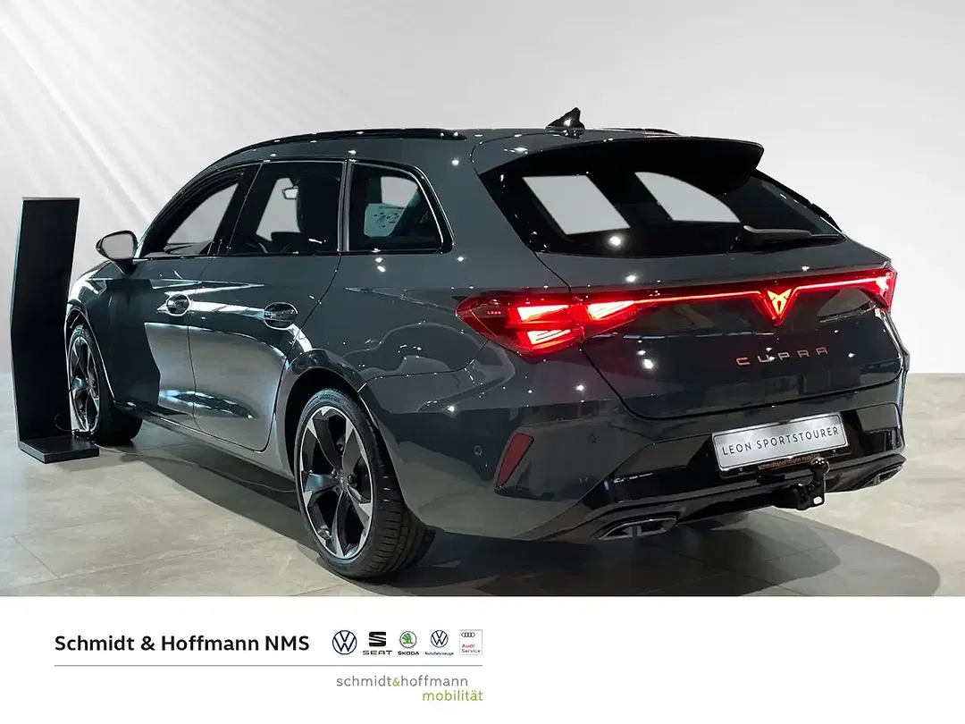 CUPRA Leon - Thumbnail 3