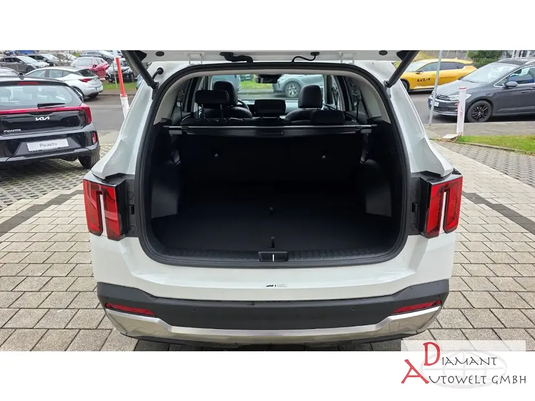Kia Sorento - Thumbnail 11