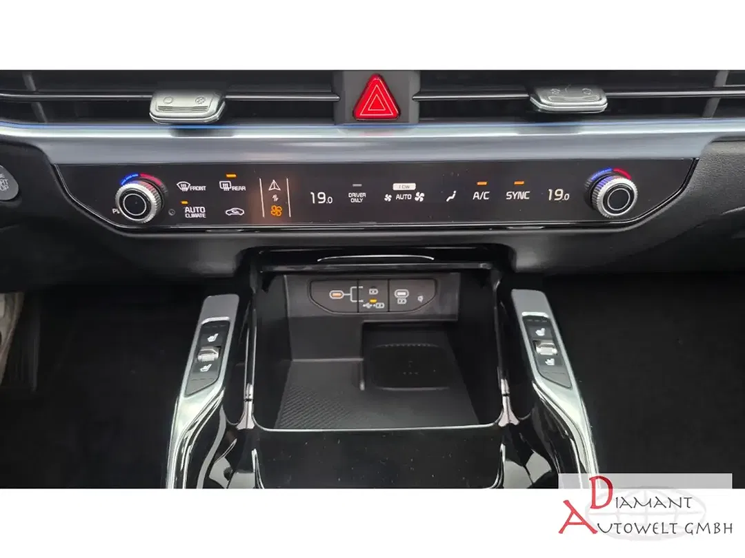 Kia Sorento - Thumbnail 14
