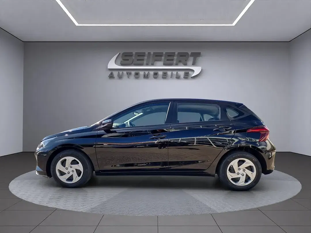 Hyundai i20 - Thumbnail 2