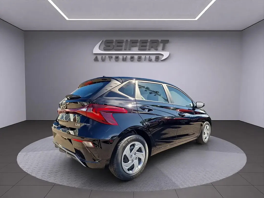 Hyundai i20 - Thumbnail 5