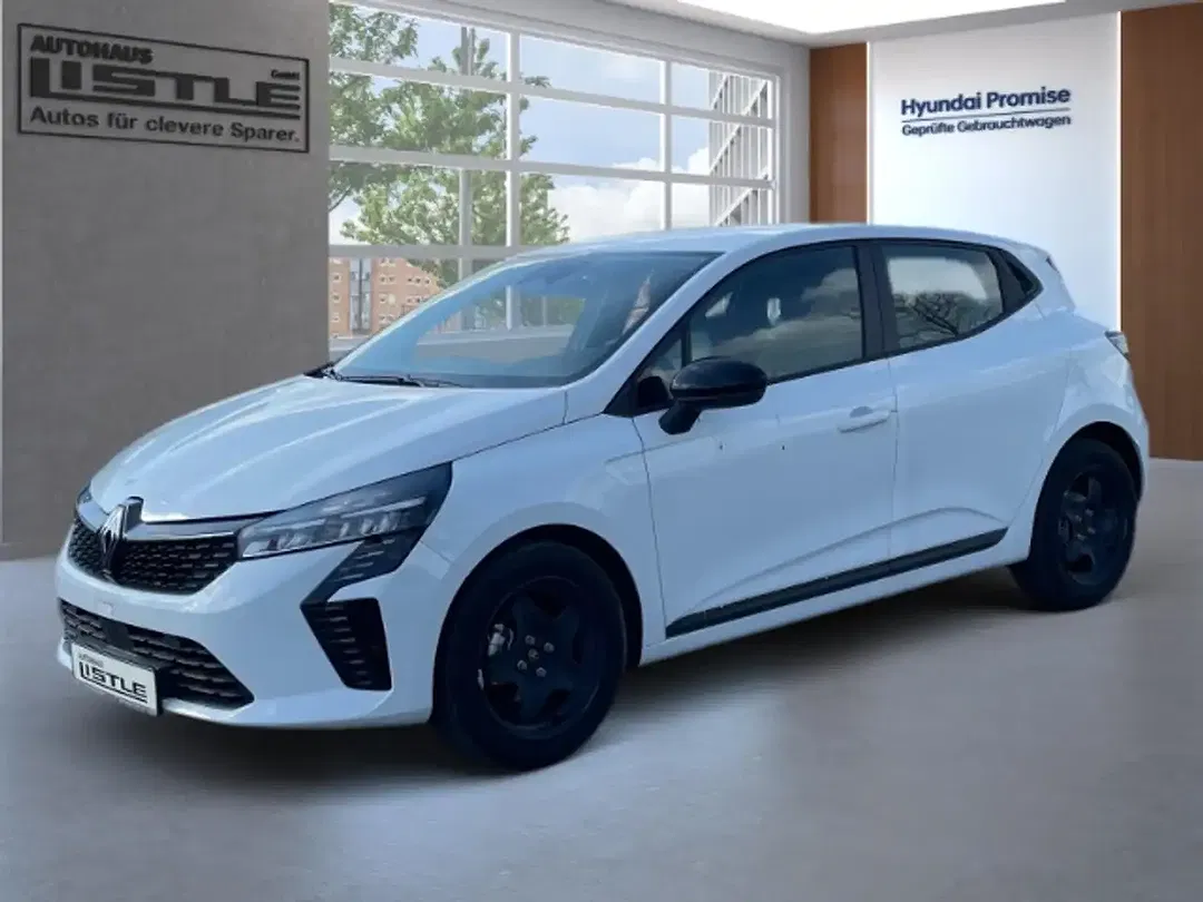 Renault Clio - Thumbnail 1