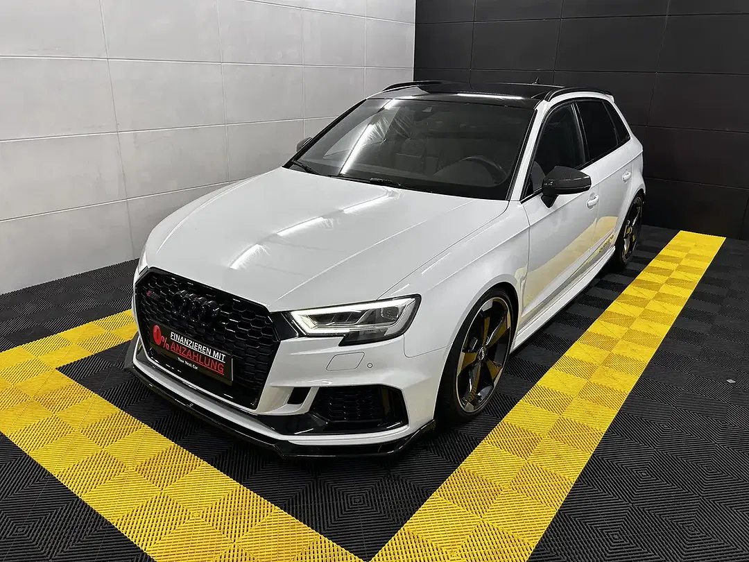 Audi RS3 quattro Matrix LED