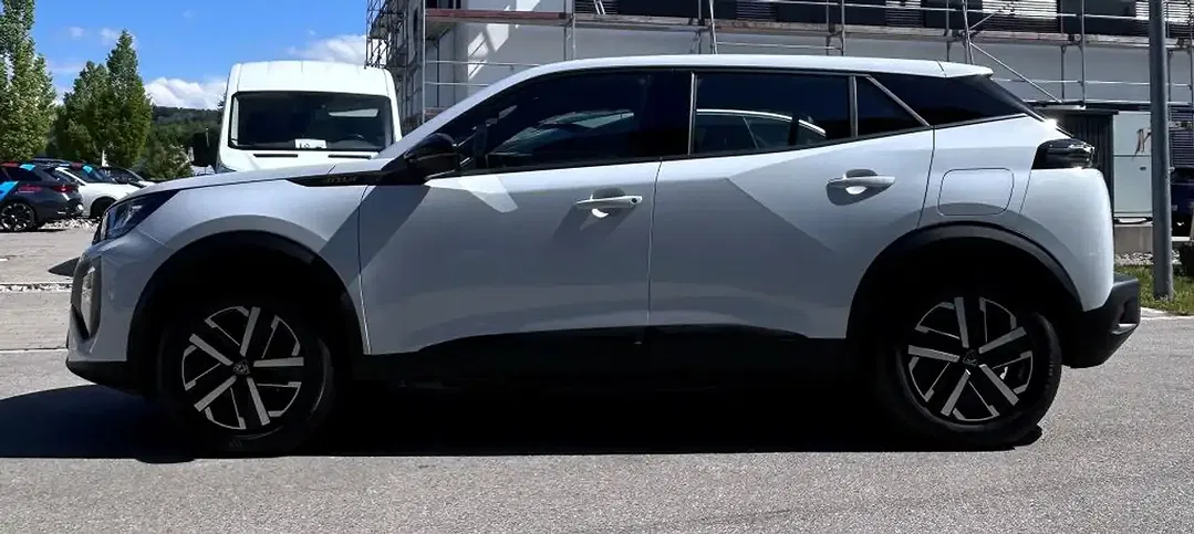 Peugeot 2008 - Thumbnail 7