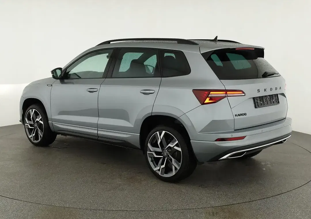 Skoda Karoq - Thumbnail 4
