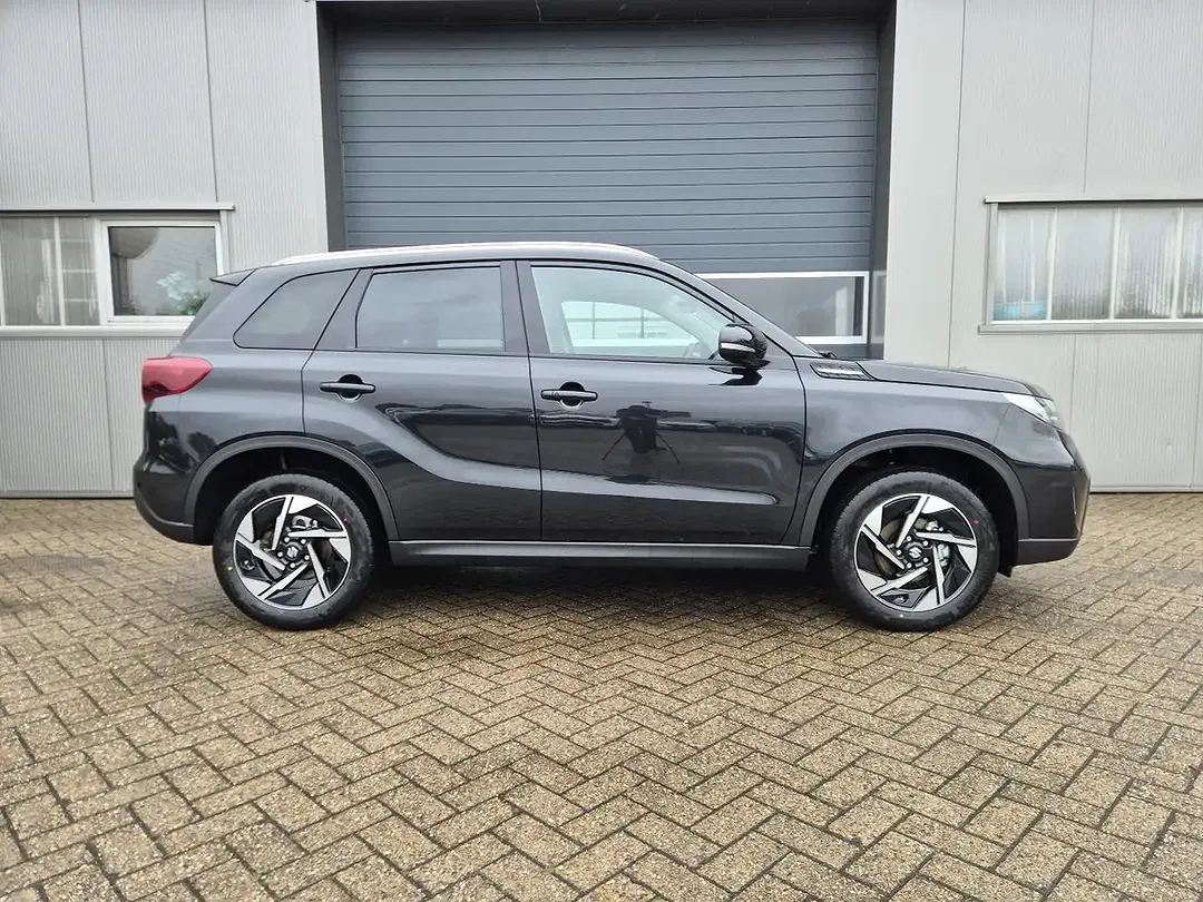Suzuki Vitara - Thumbnail 6