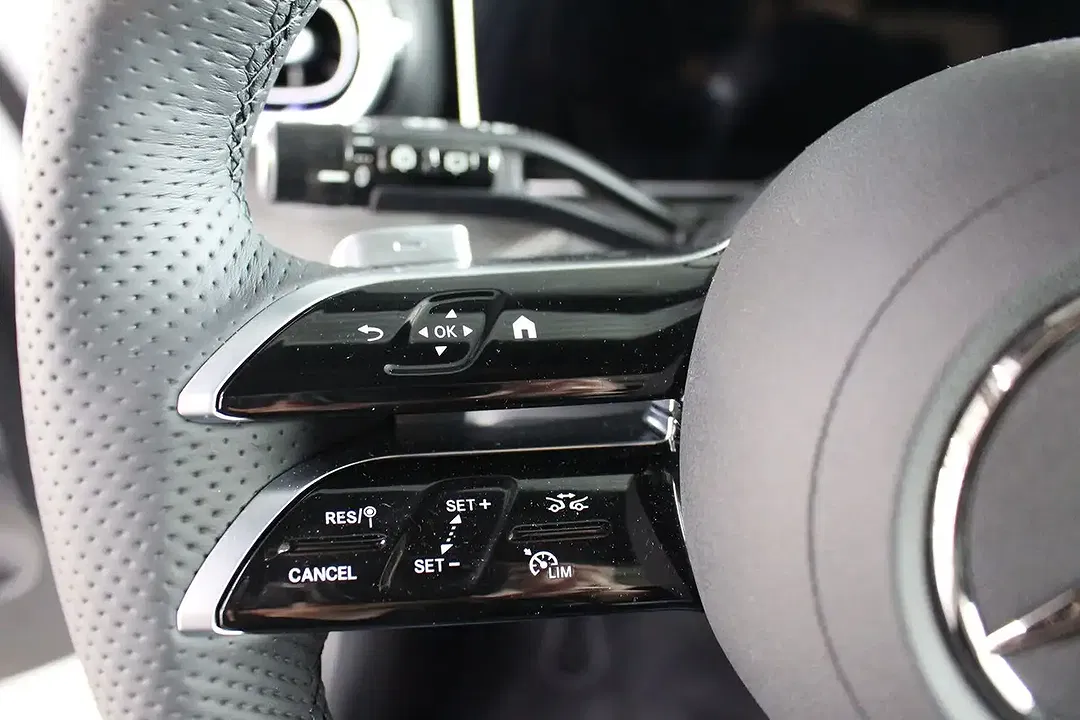 Mercedes-Benz C 220 - Thumbnail 13