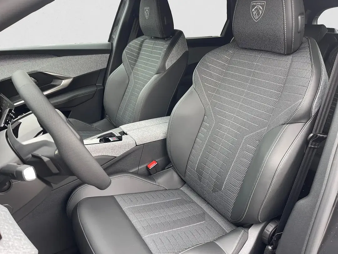 Peugeot 5008 - Thumbnail 8