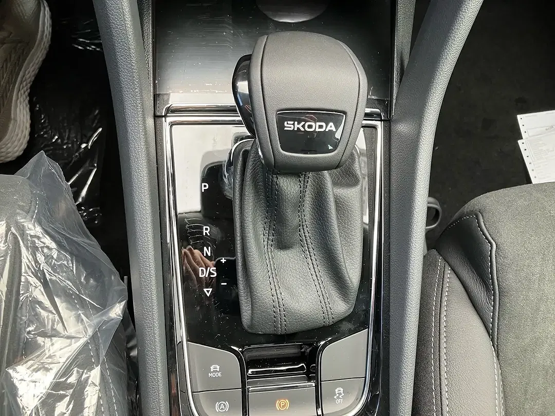Skoda Karoq - Thumbnail 13
