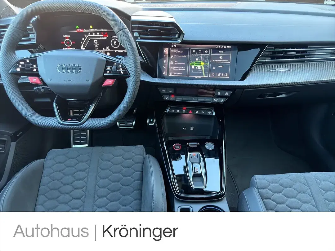 Audi RS3 - Thumbnail 13