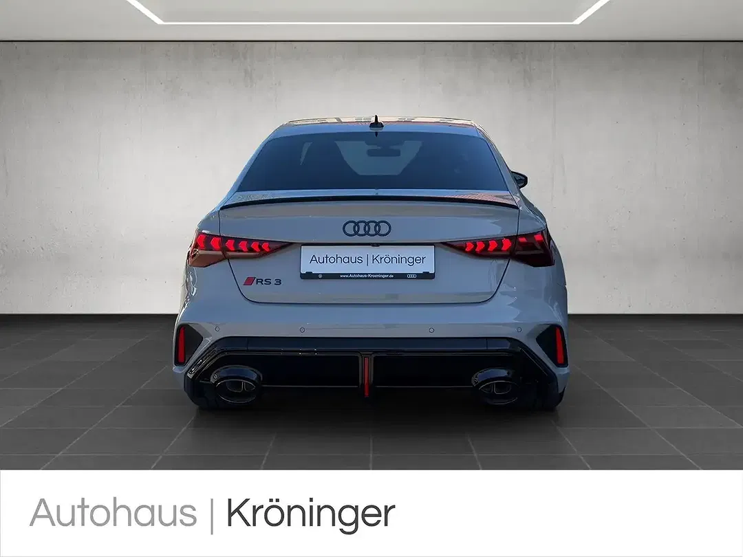 Audi RS3 - Thumbnail 6