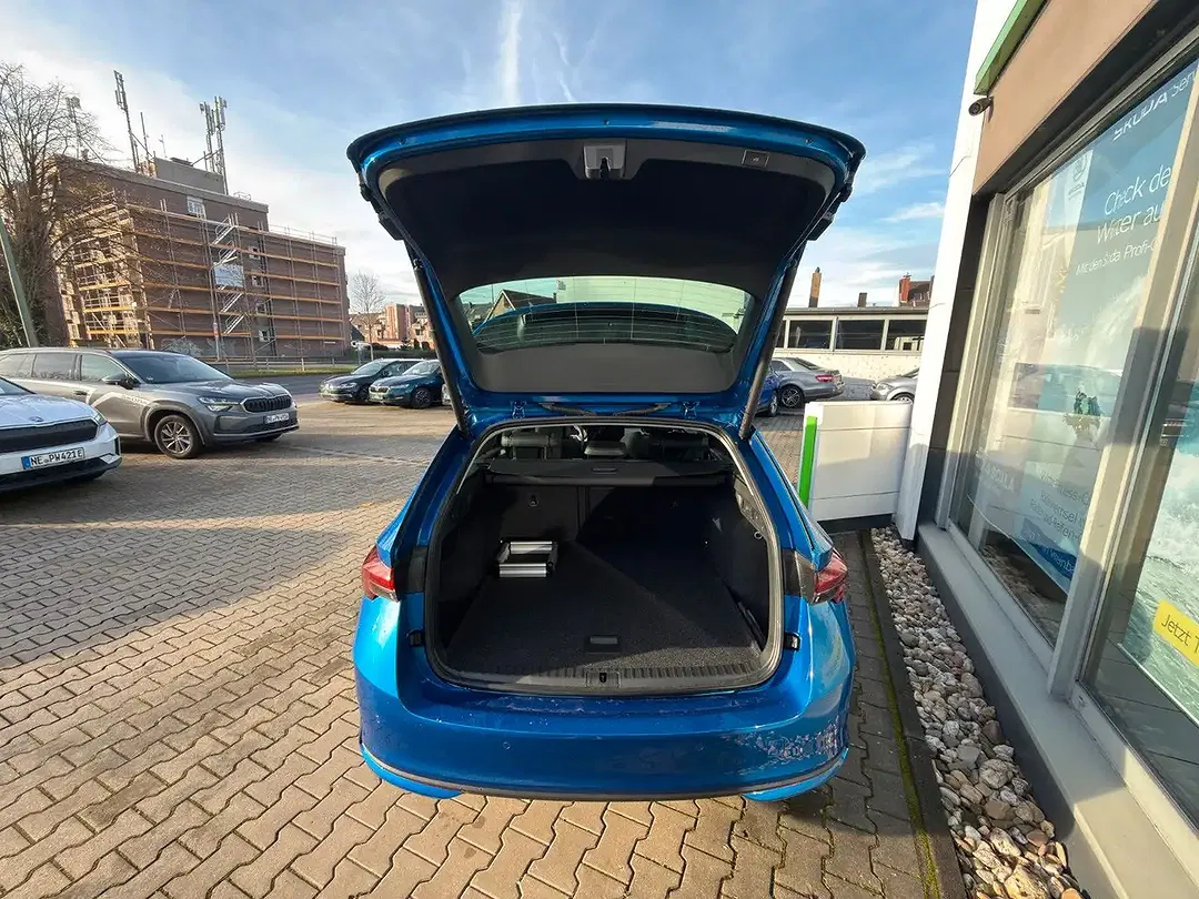 Skoda Octavia - Thumbnail 6