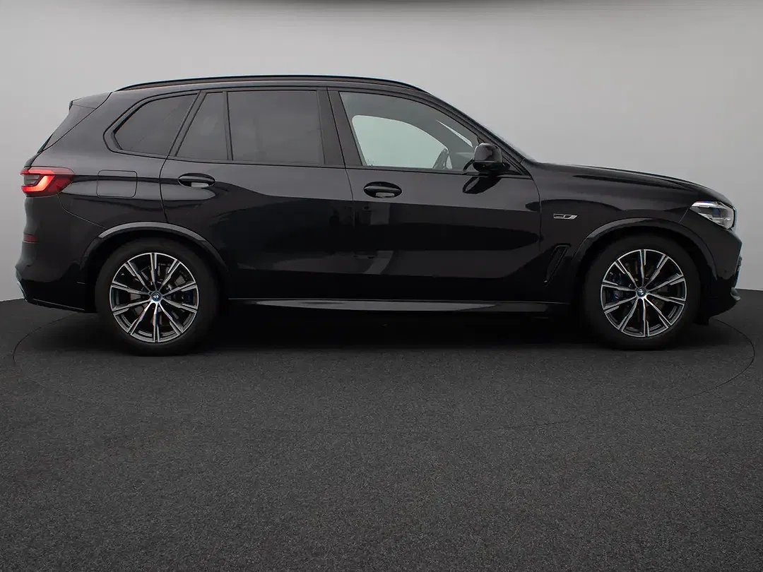 BMW X5 - Thumbnail 4
