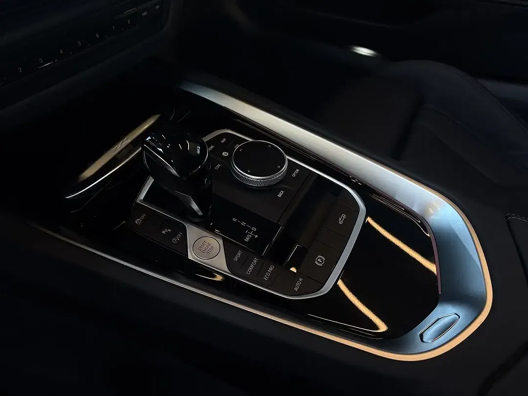 BMW Z4 - Thumbnail 9