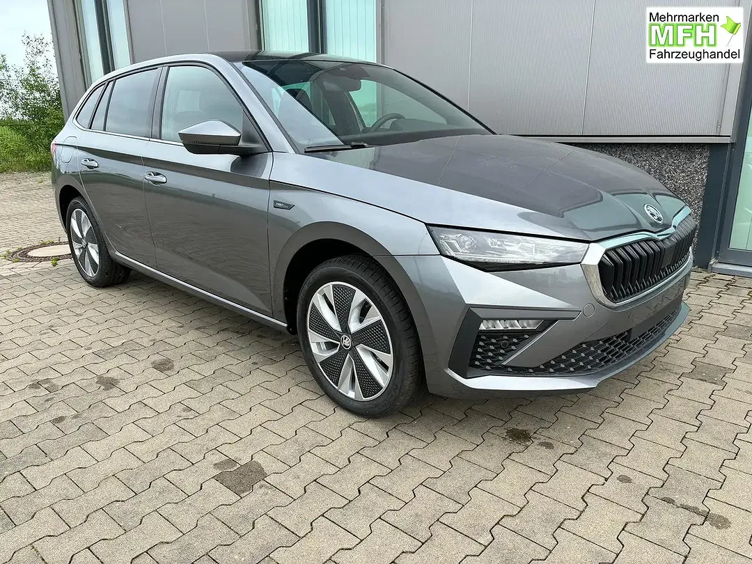 Skoda Scala - Thumbnail 2