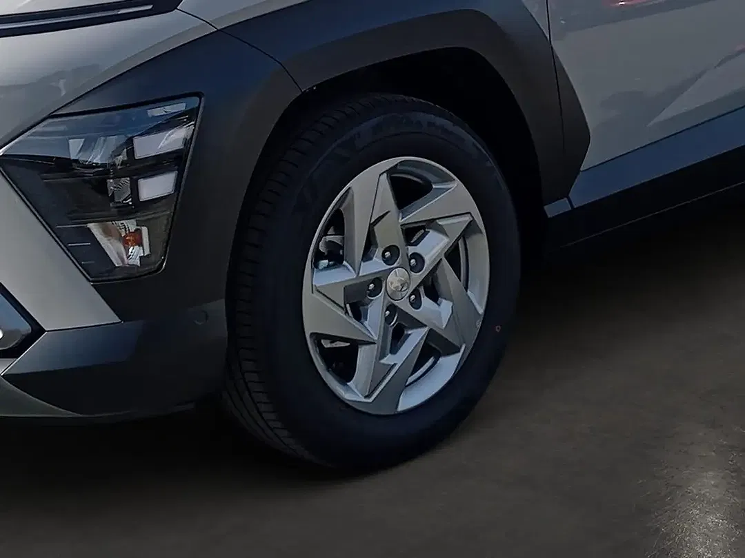 Hyundai KONA - Thumbnail 6