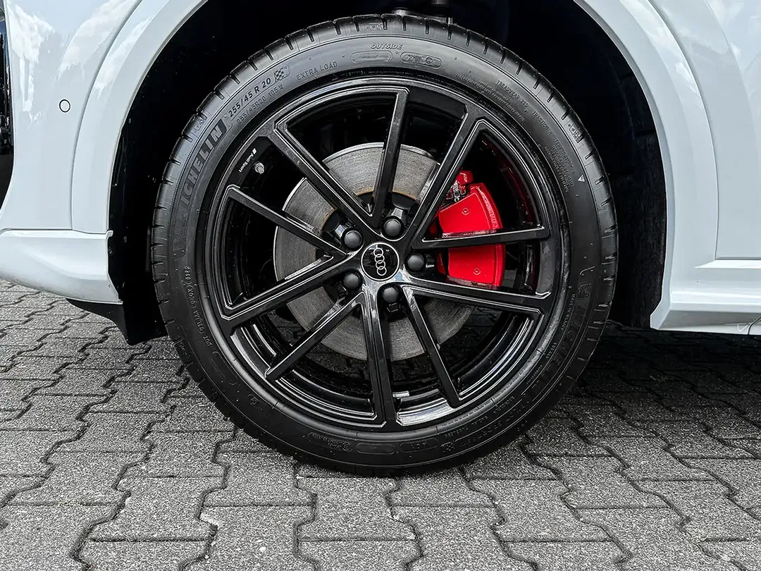 Audi Q5 - Thumbnail 6