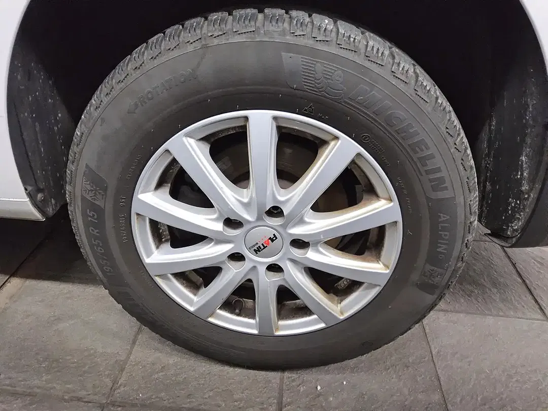 Volkswagen Caddy - Thumbnail 9