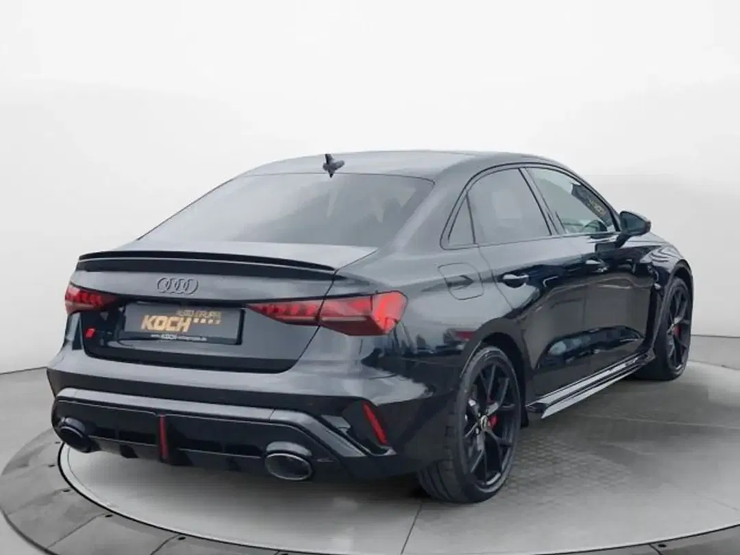 Audi RS3 - Thumbnail 4