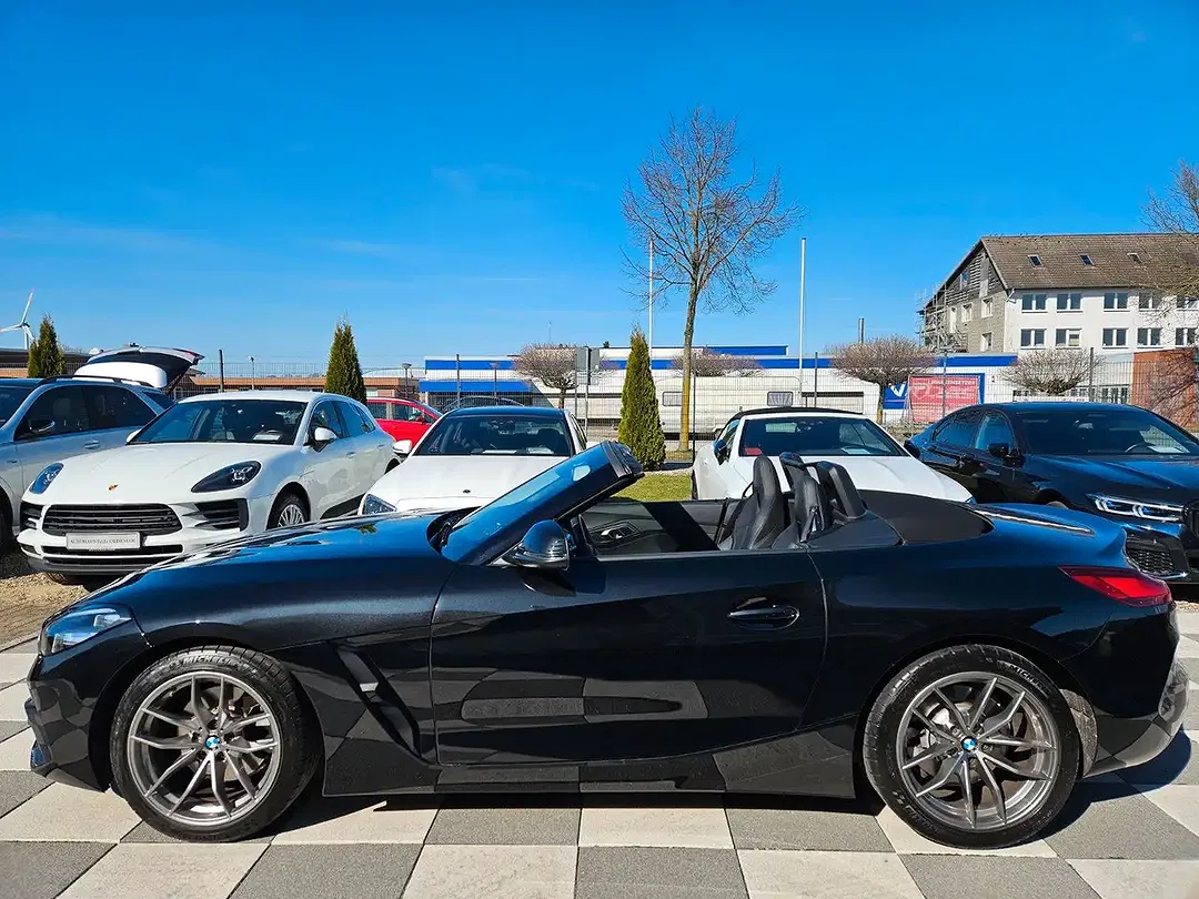 BMW Z4 - Thumbnail 10