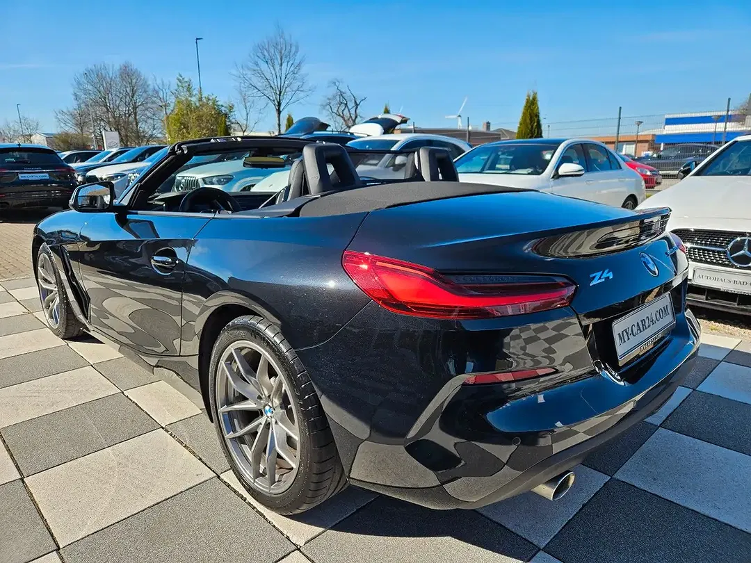 BMW Z4 - Thumbnail 7