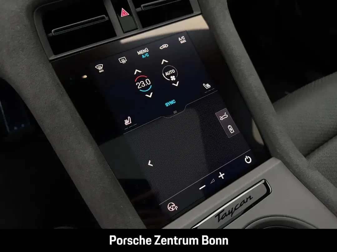 Porsche Taycan - Thumbnail 15