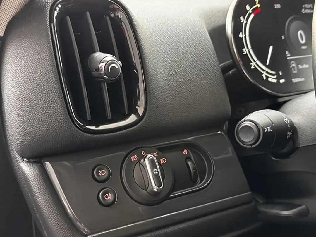 MINI Cooper Countryman - Thumbnail 12
